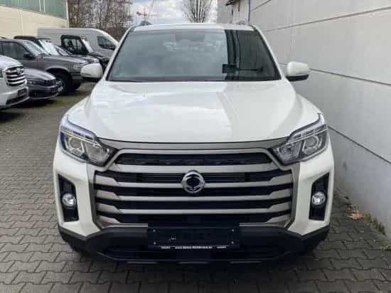 KGM Musso Grand 2.2 E-XDI AT 4WD Core HARDTOP AHK di null-photo-6