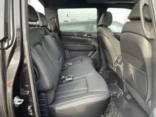KGM Musso Grand 2.2 E-XDI AT 4WD SoMo KHAN 3.5t AHL null-photo-17