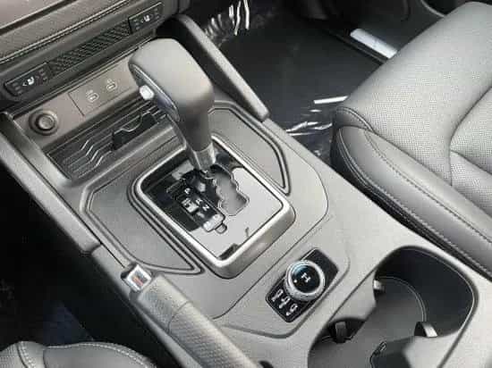 KGM Musso Grand 2.2 E-XDI AT 4WD SoMo KHAN 3.5t AHL null-photo-19
