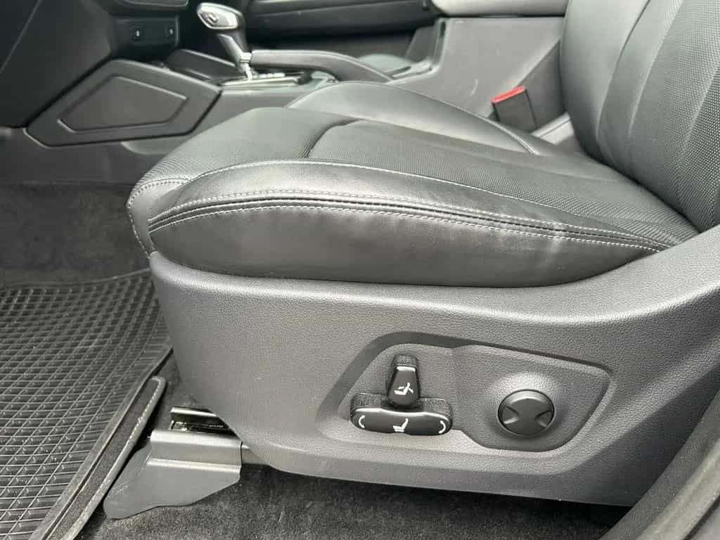 Ssangyong MUSSO 4WD Black Line Edition Automatik 3000 kg 08/2024-photo-19