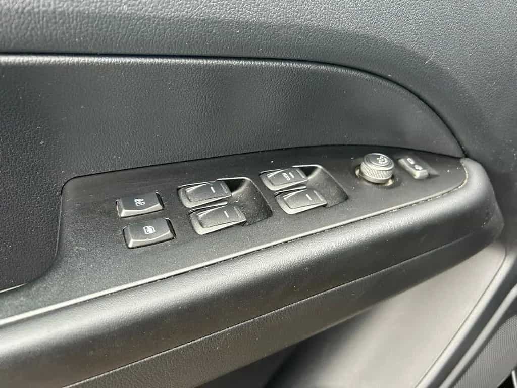 Ssangyong MUSSO 4WD Black Line Edition Automatik 3000 kg 08/2024-photo-22