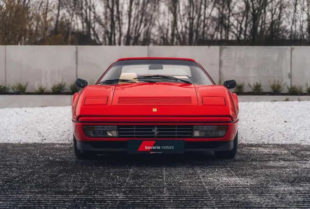 Ferrari 328 GTS / Rosso Corsa / Crema Leather 09/1986-photo-2