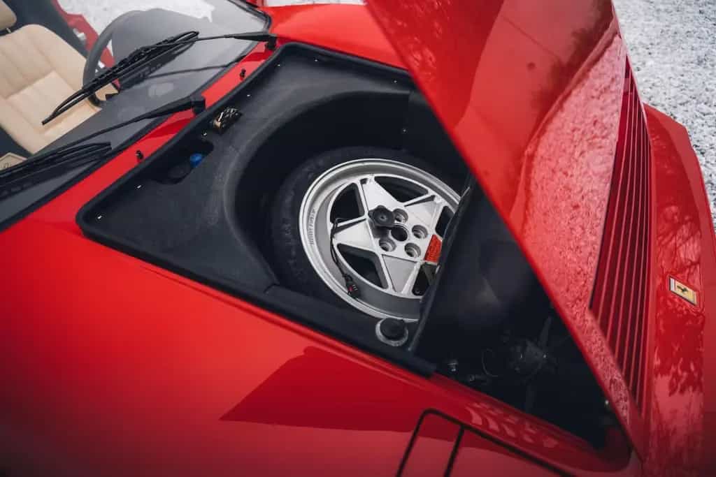 Ferrari 328 GTS / Rosso Corsa / Crema Leather 09/1986-photo-27