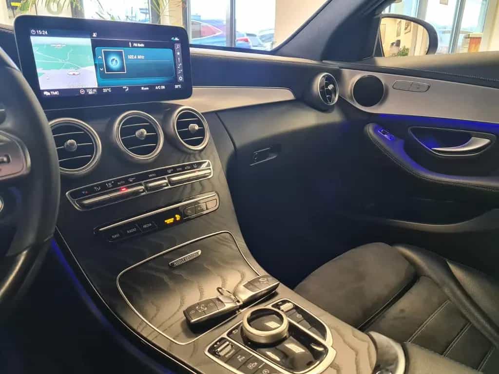 Mercedes-Benz C-Class 200 NIGHT EDITION / KAMERA / GEPFLEGT 03/2020-photo-22