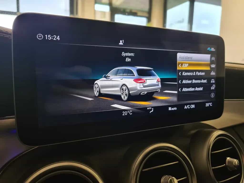 Mercedes-Benz C-Class 200 NIGHT EDITION / KAMERA / GEPFLEGT 03/2020-photo-26