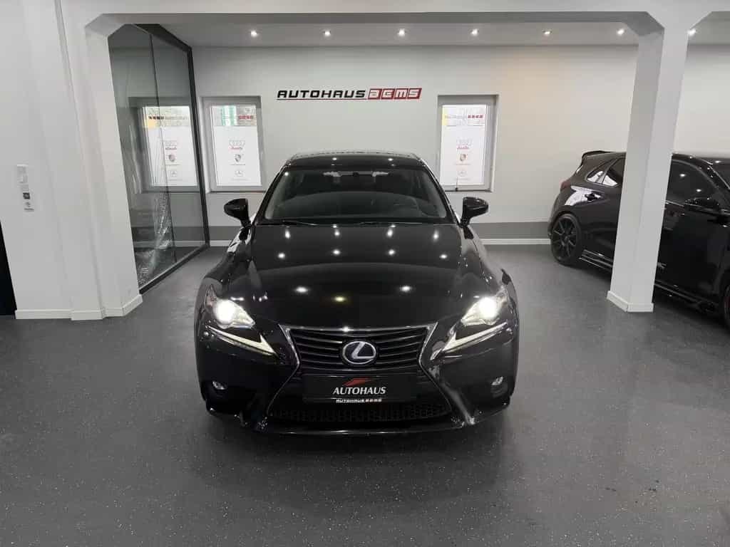 Lexus IS 300 *LED*NAVI*KAM*LEDER*ACC*SHZ* 02/2016-photo-0