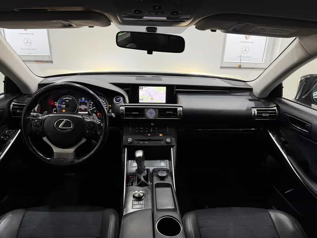 Lexus IS 300 *LED*NAVI*KAM*LEDER*ACC*SHZ* 02/2016-photo-12