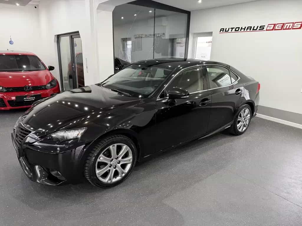Lexus IS 300 *LED*NAVI*KAM*LEDER*ACC*SHZ* 02/2016-photo-2