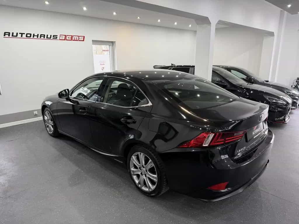 Lexus IS 300 *LED*NAVI*KAM*LEDER*ACC*SHZ* 02/2016-photo-4