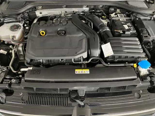 Volkswagen Golf VIII United 1.5 TSI PANO+AHK+NAVI 02/2021-photo-14