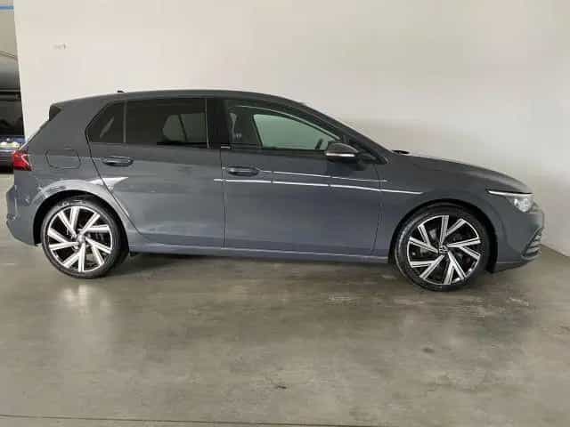 Volkswagen Golf VIII United 1.5 TSI PANO+AHK+NAVI 02/2021-photo-2