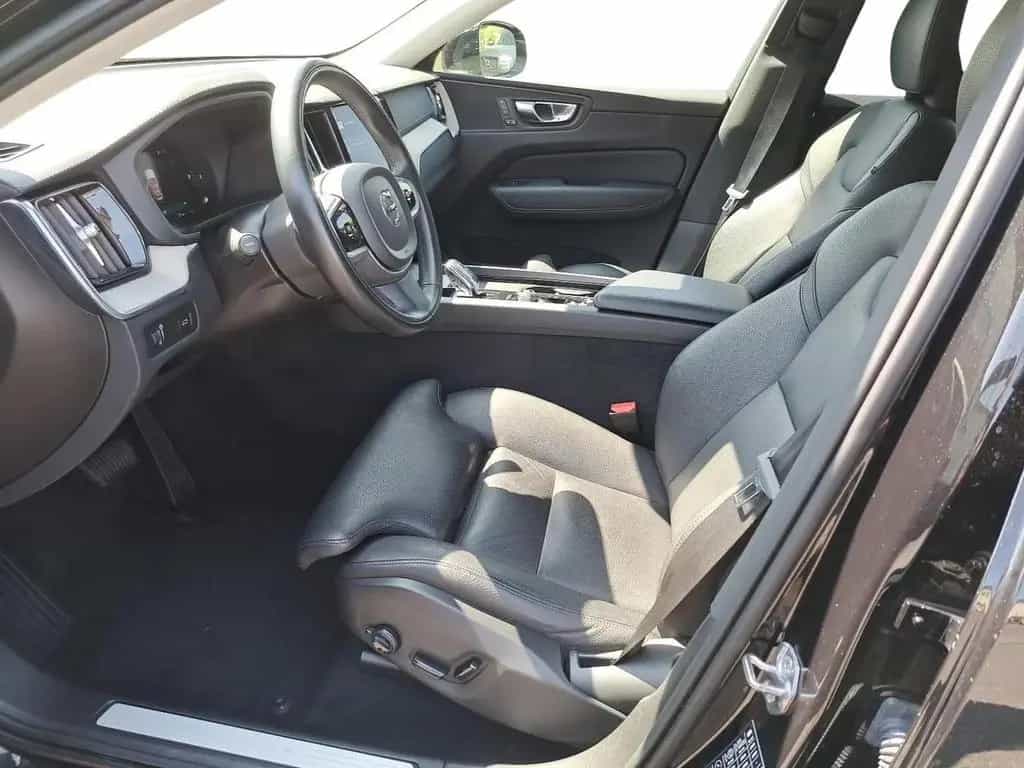 Volvo XC60 2.0 Inscription Allrad Diesel 05/2022-photo-6