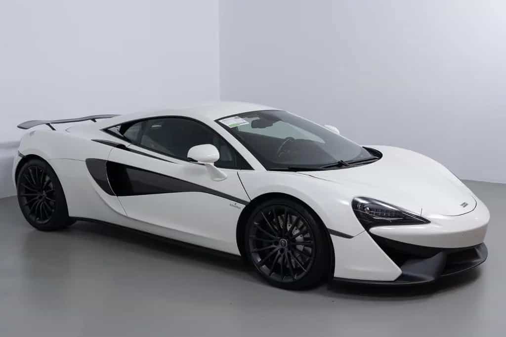McLaren 540C 01/2019-photo-1