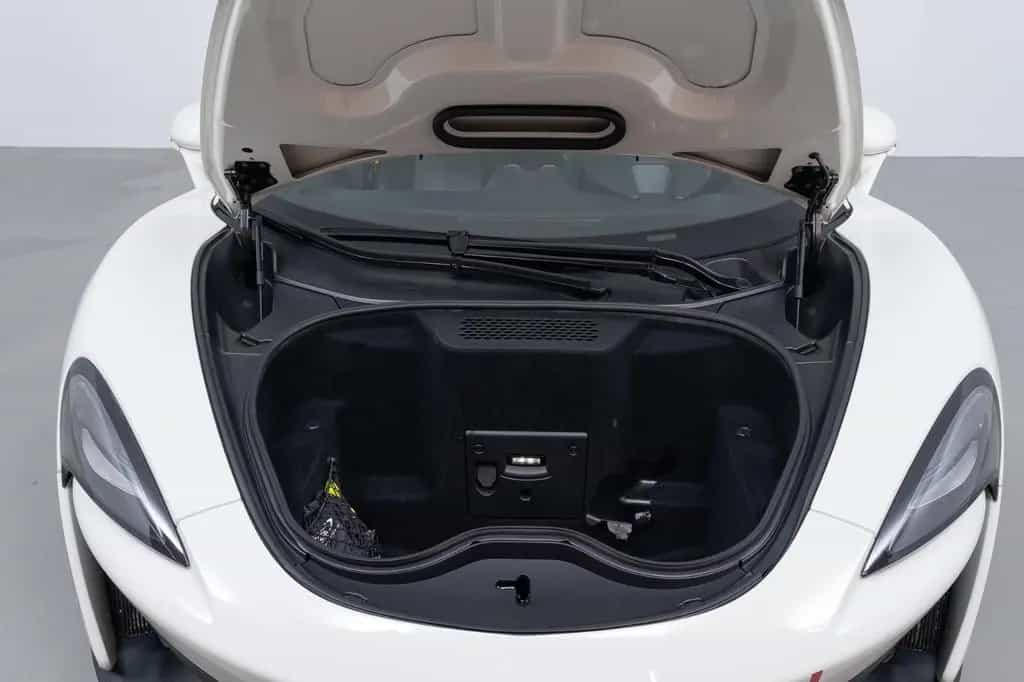 McLaren 540C 01/2019-photo-6