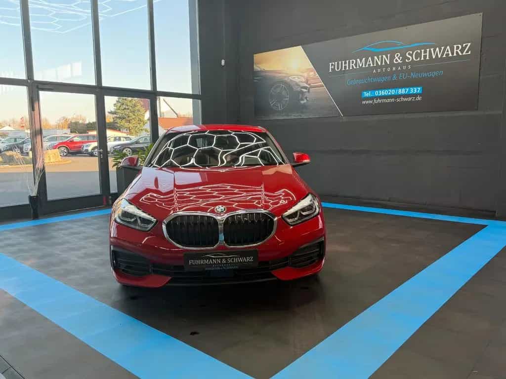 BMW 118 i Aut.Advantage+AHK+Navi+Leder+DAB+VirtualC. 12/2021-photo-7
