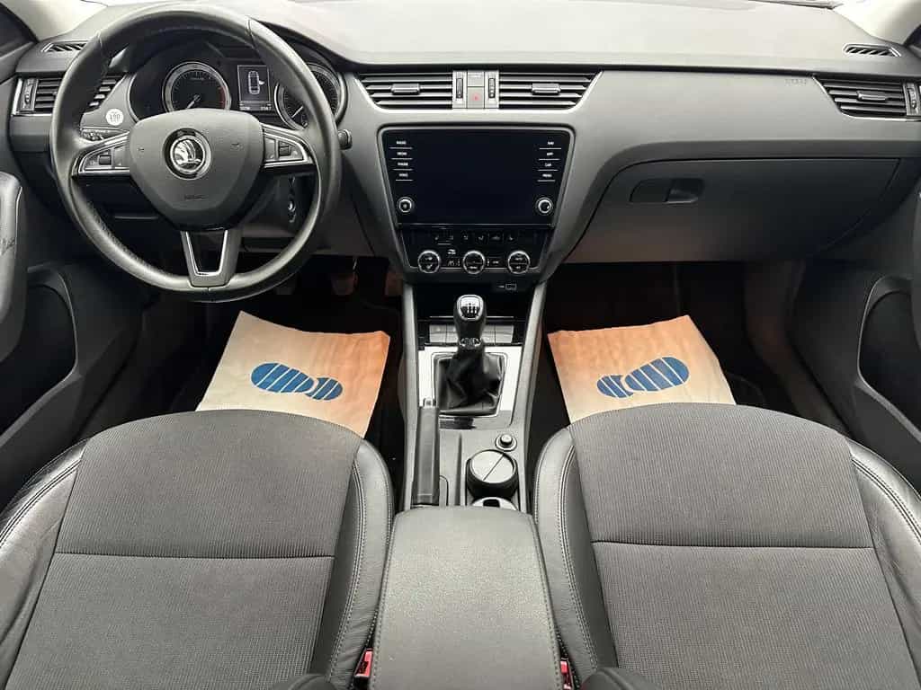 Skoda Octavia Style "NAVI-SITZH-MULTI-PDC-ALU-8 FACH" 04/2018-photo-11