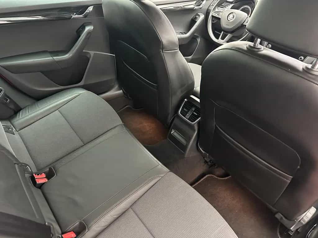 Skoda Octavia Style "NAVI-SITZH-MULTI-PDC-ALU-8 FACH" 04/2018-photo-22