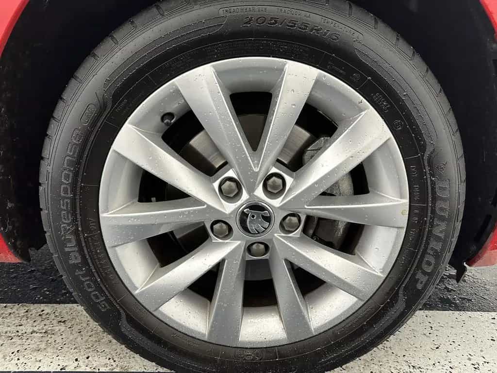 Skoda Octavia Style "NAVI-SITZH-MULTI-PDC-ALU-8 FACH" 04/2018-photo-24