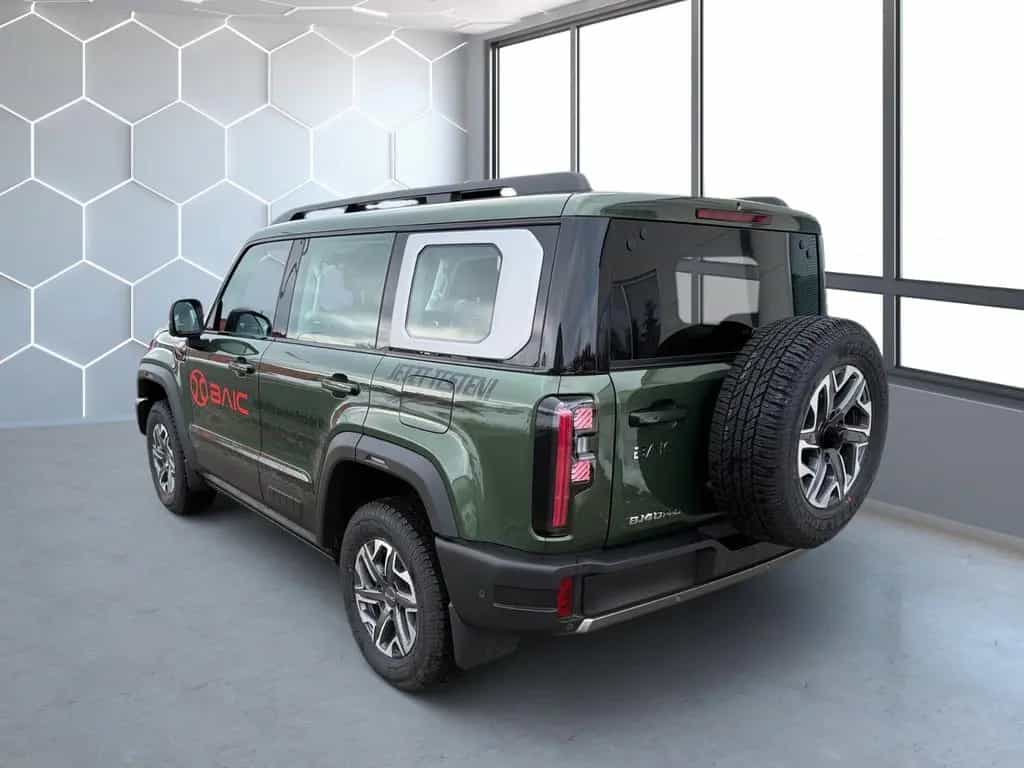 BAIC BJ40 PRO 4x4 AT 02/2026-photo-3