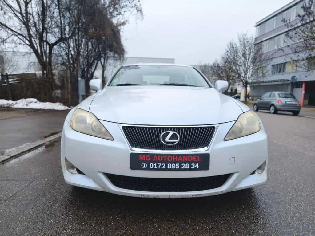 Lexus IS 250 AWD *Leder*Xenon*Kamera*Schiebedach 03/2007-photo-1