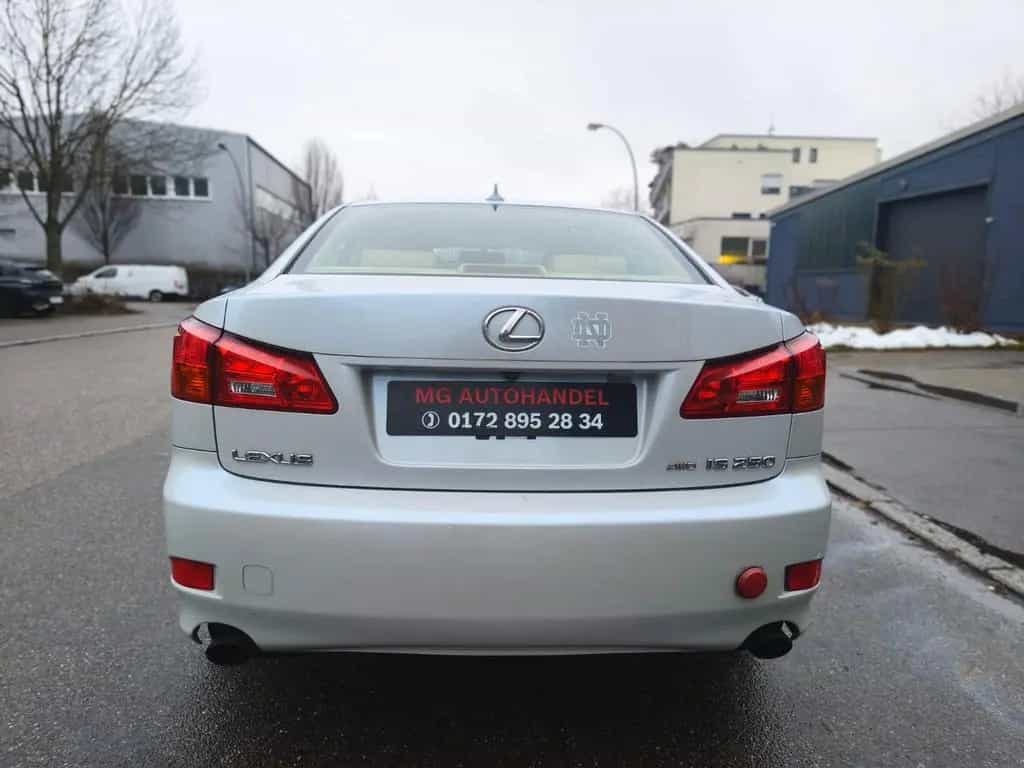 Lexus IS 250 AWD *Leder*Xenon*Kamera*Schiebedach 03/2007-photo-5