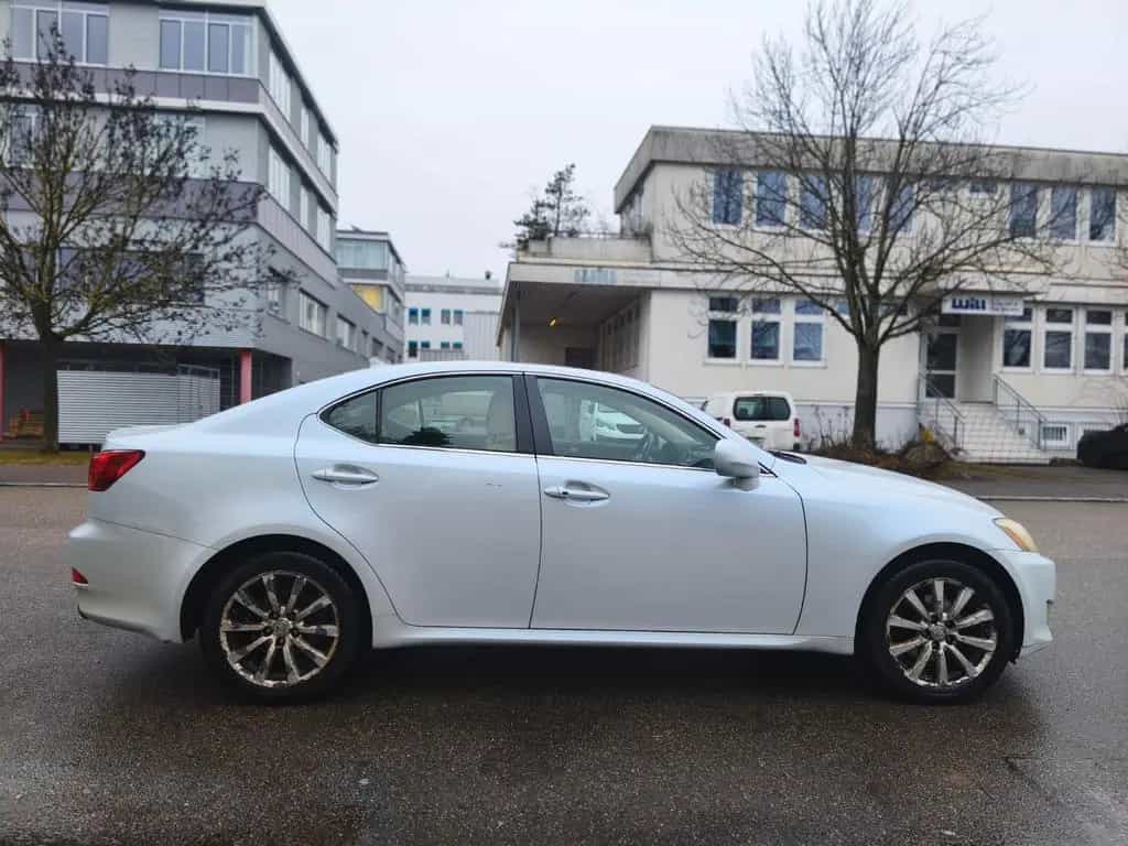 Lexus IS 250 AWD *Leder*Xenon*Kamera*Schiebedach 03/2007-photo-7