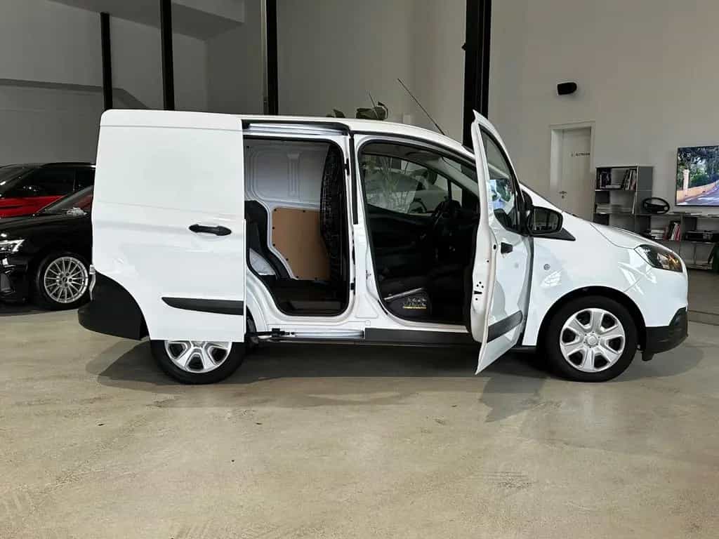 Ford Transit Courier 1.0 Trend *Klima,Multif.,DAB* 09/2021-photo-5