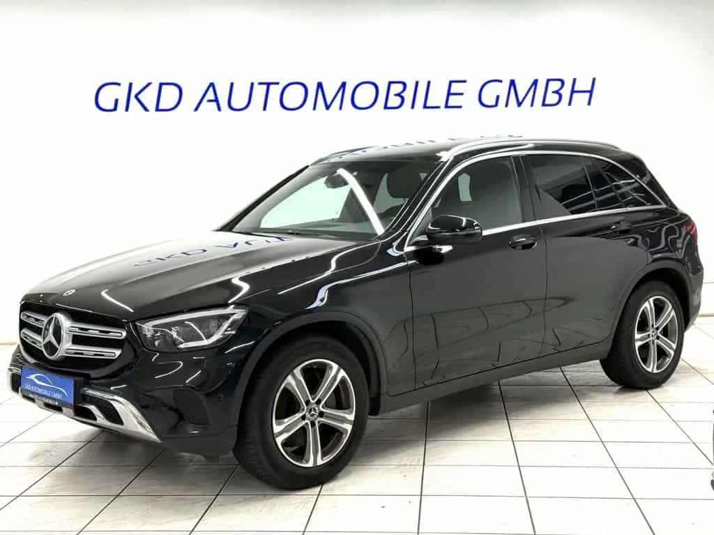 Mercedes-Benz GLC-Class 200 4MATIC AMG Line*Pano*LED*Apple|Android* 11/2019-photo-0