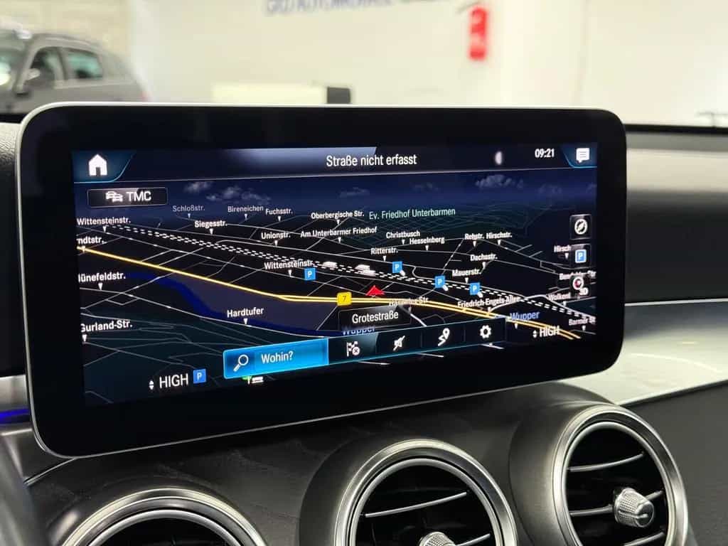 Mercedes-Benz GLC-Class 200 4MATIC AMG Line*Pano*LED*Apple|Android* 11/2019-photo-27