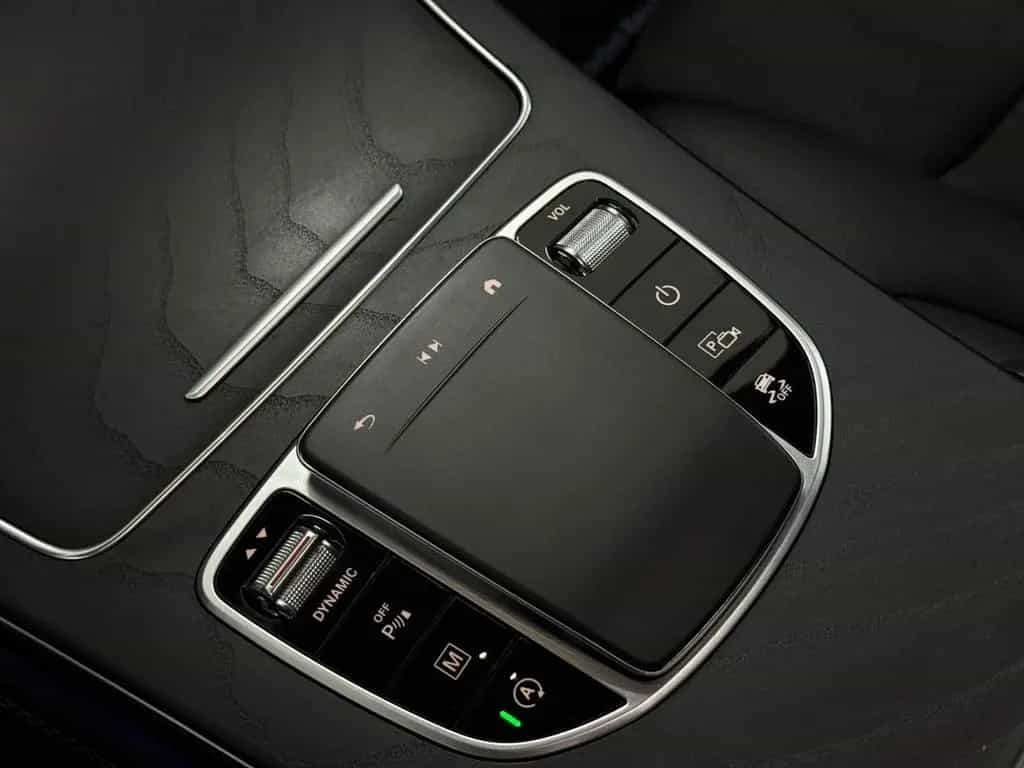Mercedes-Benz GLC-Class 200 4MATIC AMG Line*Pano*LED*Apple|Android* 11/2019-photo-32