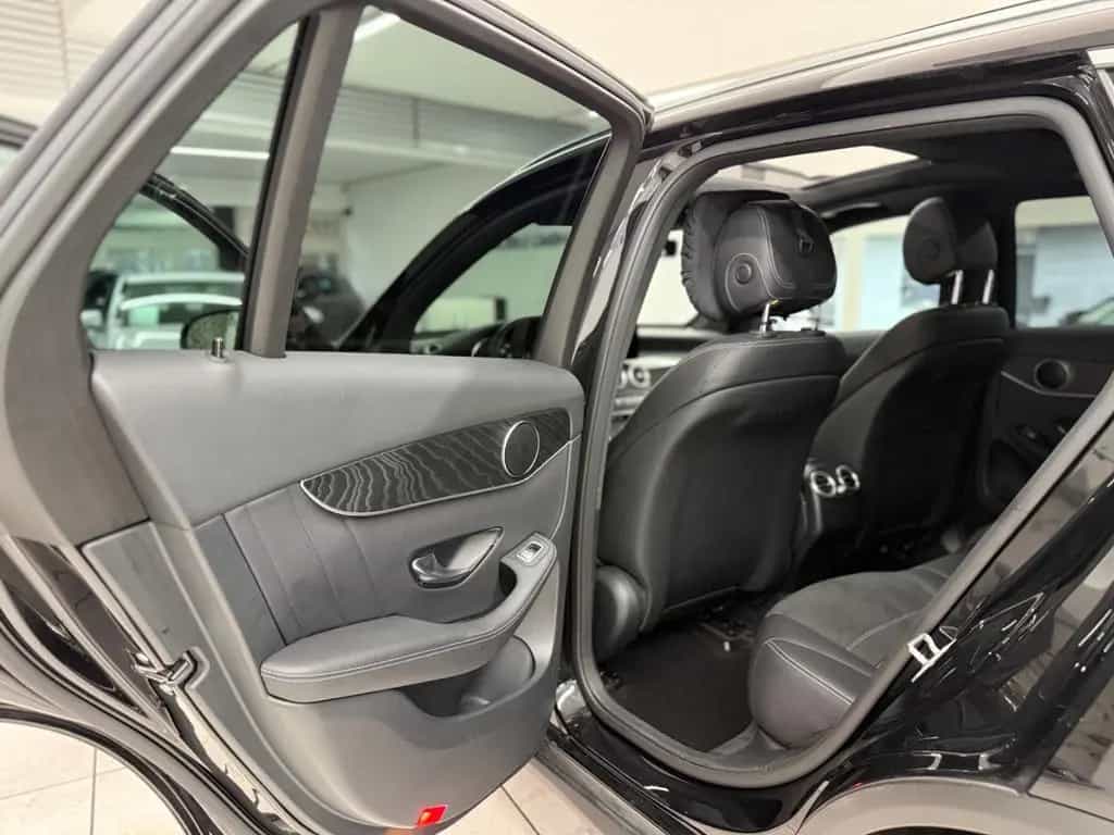 Mercedes-Benz GLC-Class 200 4MATIC AMG Line*Pano*LED*Apple|Android* 11/2019-photo-8