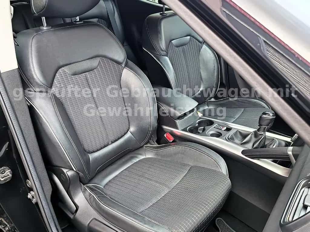 Renault Kadjar 1,4 Bose Edition~2.Hd~LED~sehr gepflegt 01/2019-photo-11