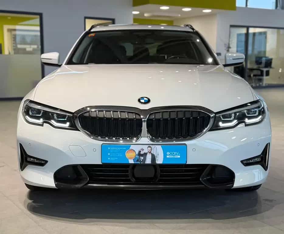 BMW 330 d Touring Sport Line*SHZ*Pano*HiFi* 06/2020-photo-10