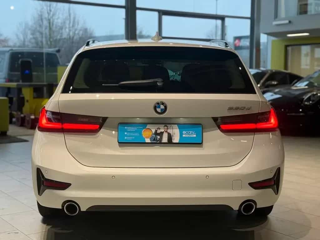 BMW 330 d Touring Sport Line*SHZ*Pano*HiFi* 06/2020-photo-3