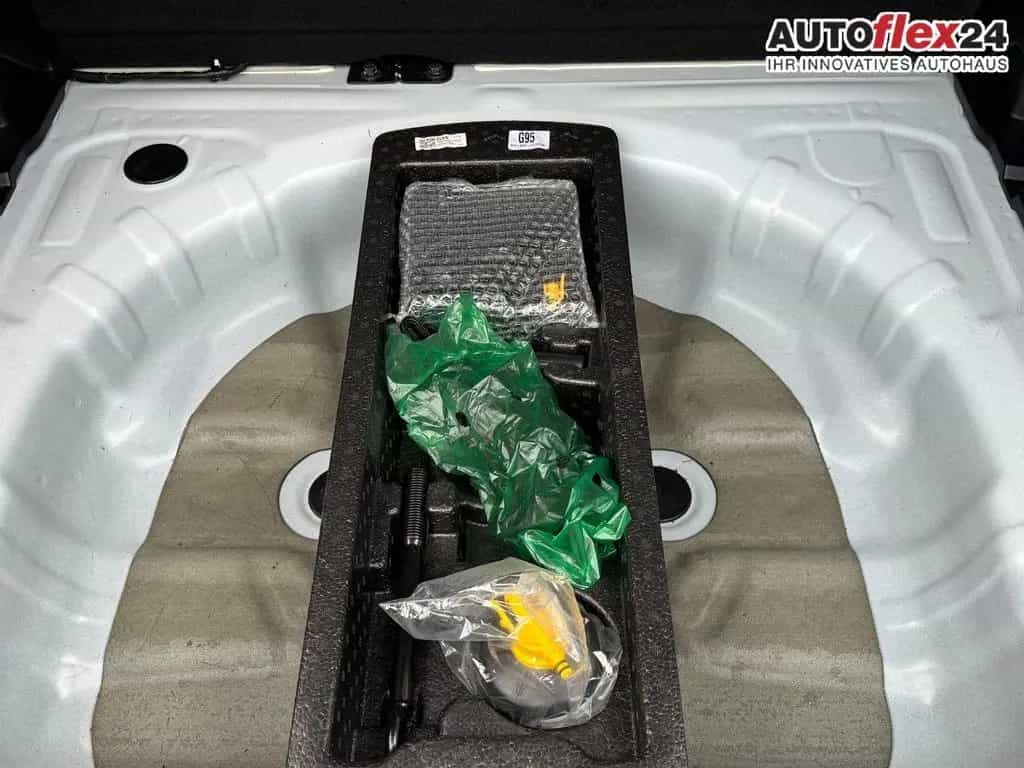 Kia XCeed 1.6 T-GDI Platinum Edition Panorama Led... 04/2022-photo-31