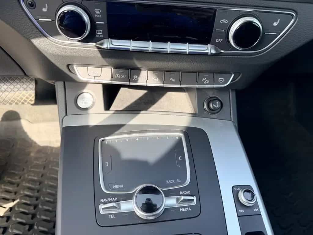 Audi Q5 quattro Automatik Navigation Xenon 11/2017-photo-26
