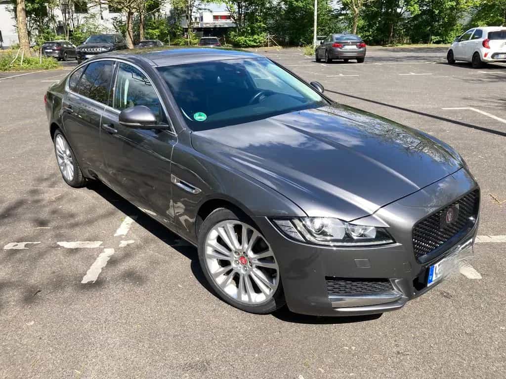 Jaguar XF 30d 300PS Prestige Automatik Prestige 03/2017-photo-10