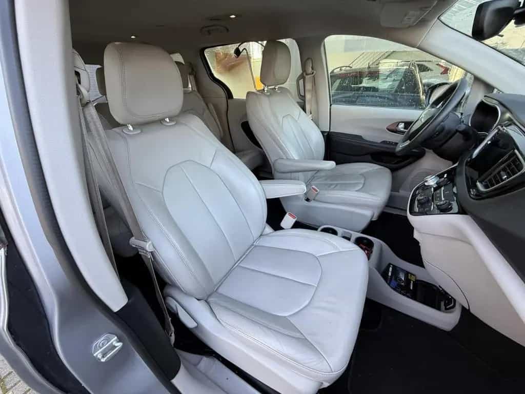 Chrysler Pacifica LPG AUTO. 7 SITZER LEDER SZHZG KAM 07/2017-photo-13
