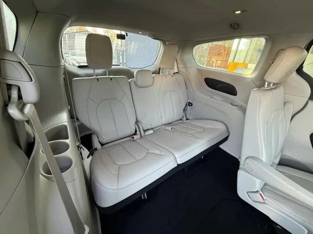 Chrysler Pacifica LPG AUTO. 7 SITZER LEDER SZHZG KAM 07/2017-photo-16