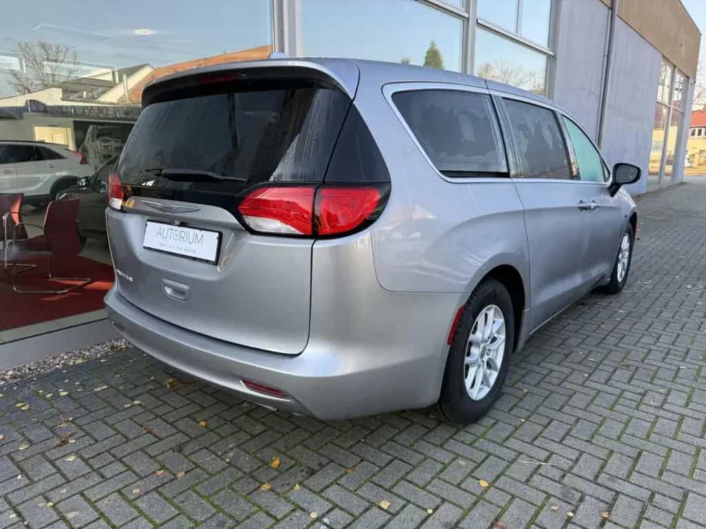 Chrysler Pacifica LPG AUTO. 7 SITZER LEDER SZHZG KAM 07/2017-photo-3