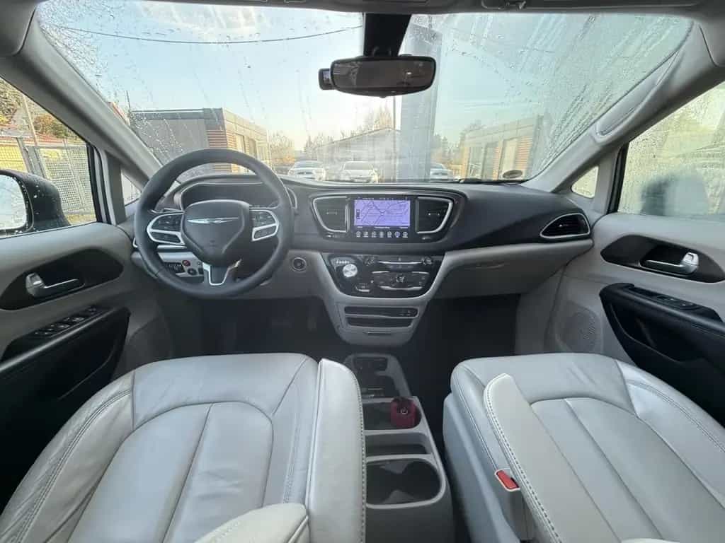 Chrysler Pacifica LPG AUTO. 7 SITZER LEDER SZHZG KAM 07/2017-photo-9