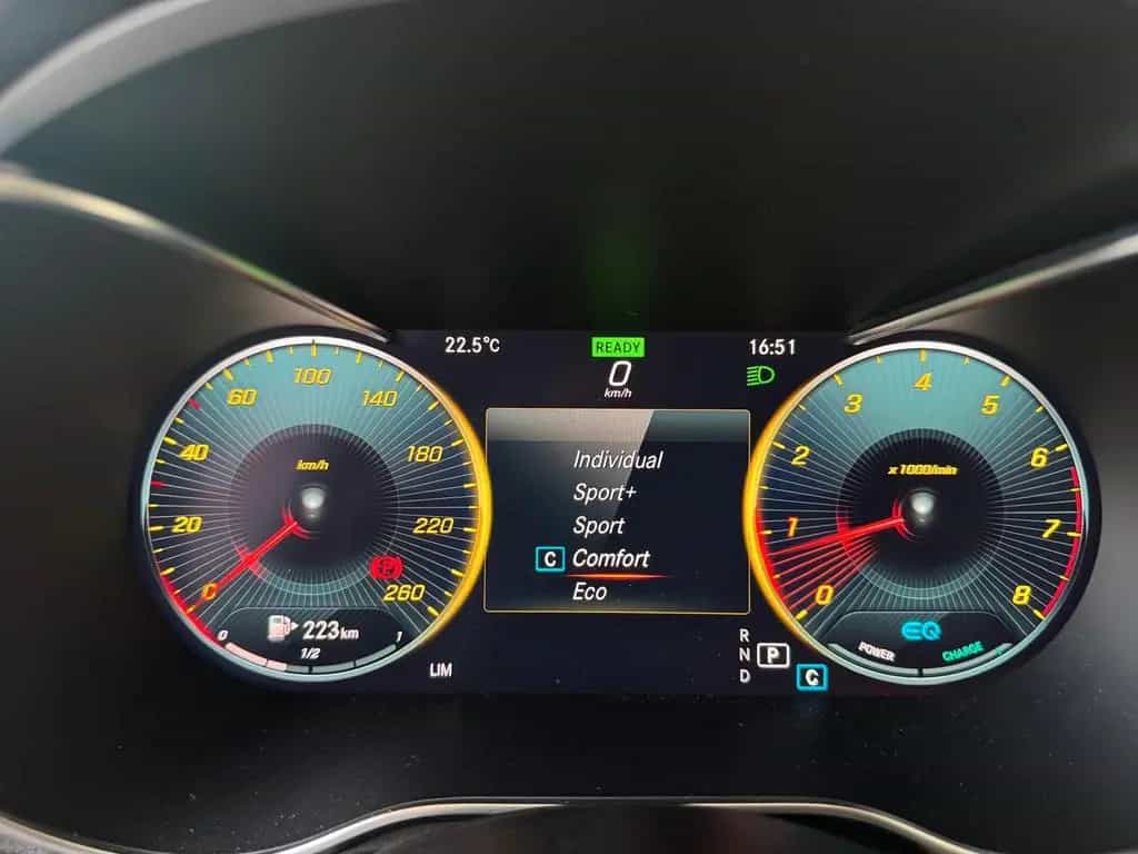 Mercedes-Benz C-Class 200 Avantgarde Digital-Cockpit Kamera 02/2019-photo-13