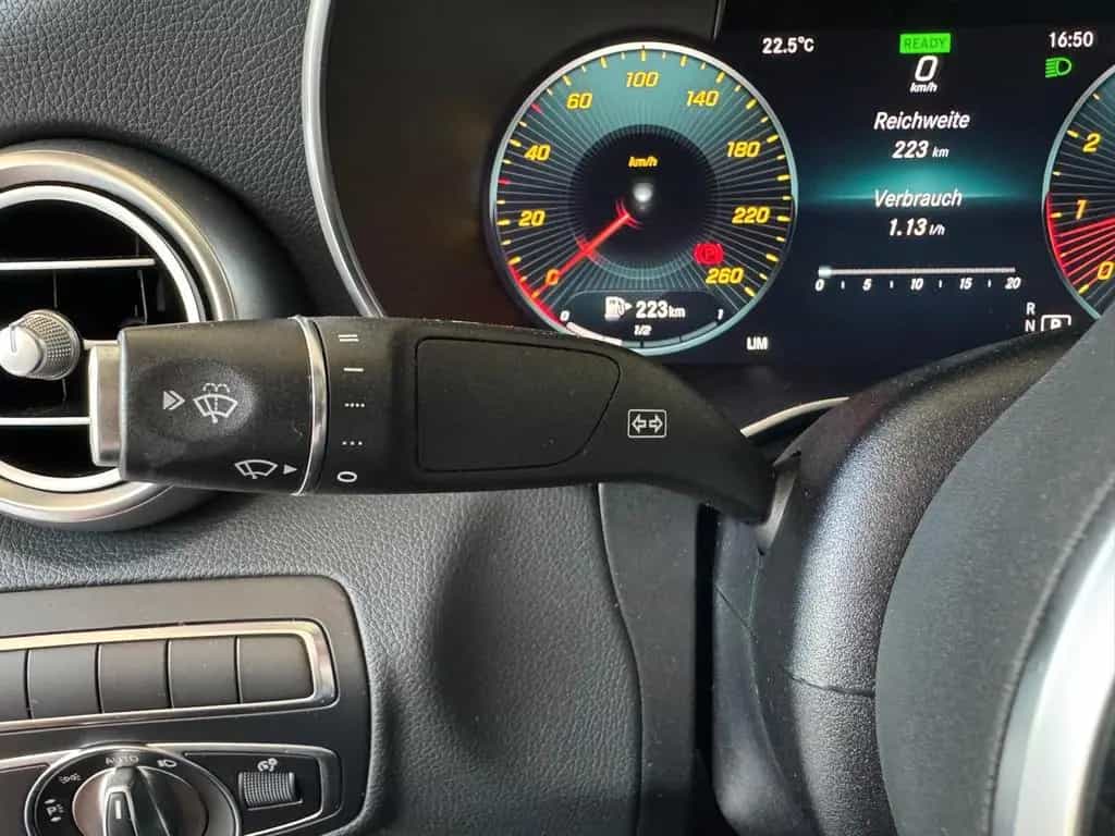 Mercedes-Benz C-Class 200 Avantgarde Digital-Cockpit Kamera 02/2019-photo-15