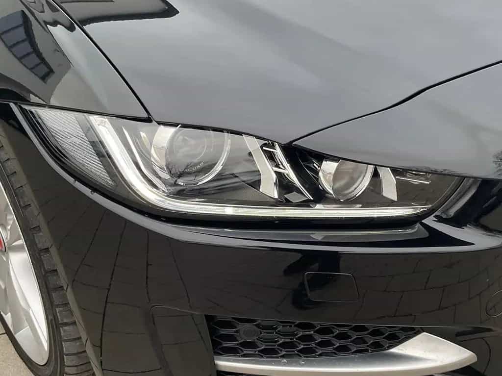Jaguar XE R-Sport AWD Lane LED Navi RFK SHZ ViCo 08/2018-photo-10
