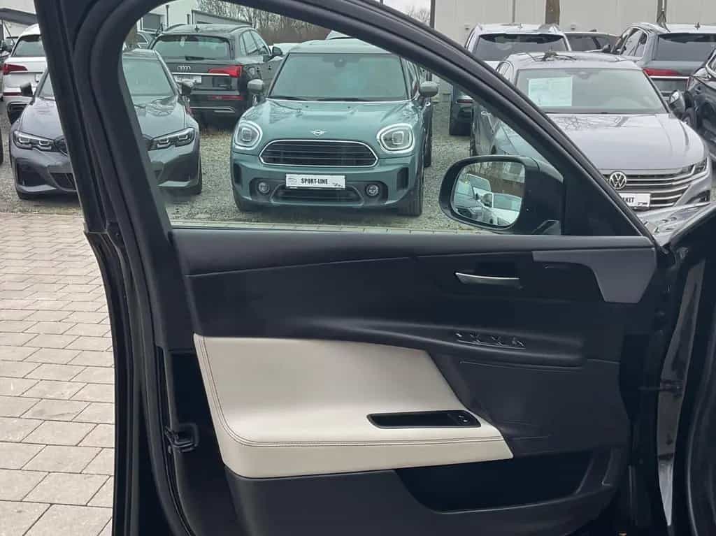 Jaguar XE R-Sport AWD Lane LED Navi RFK SHZ ViCo 08/2018-photo-14