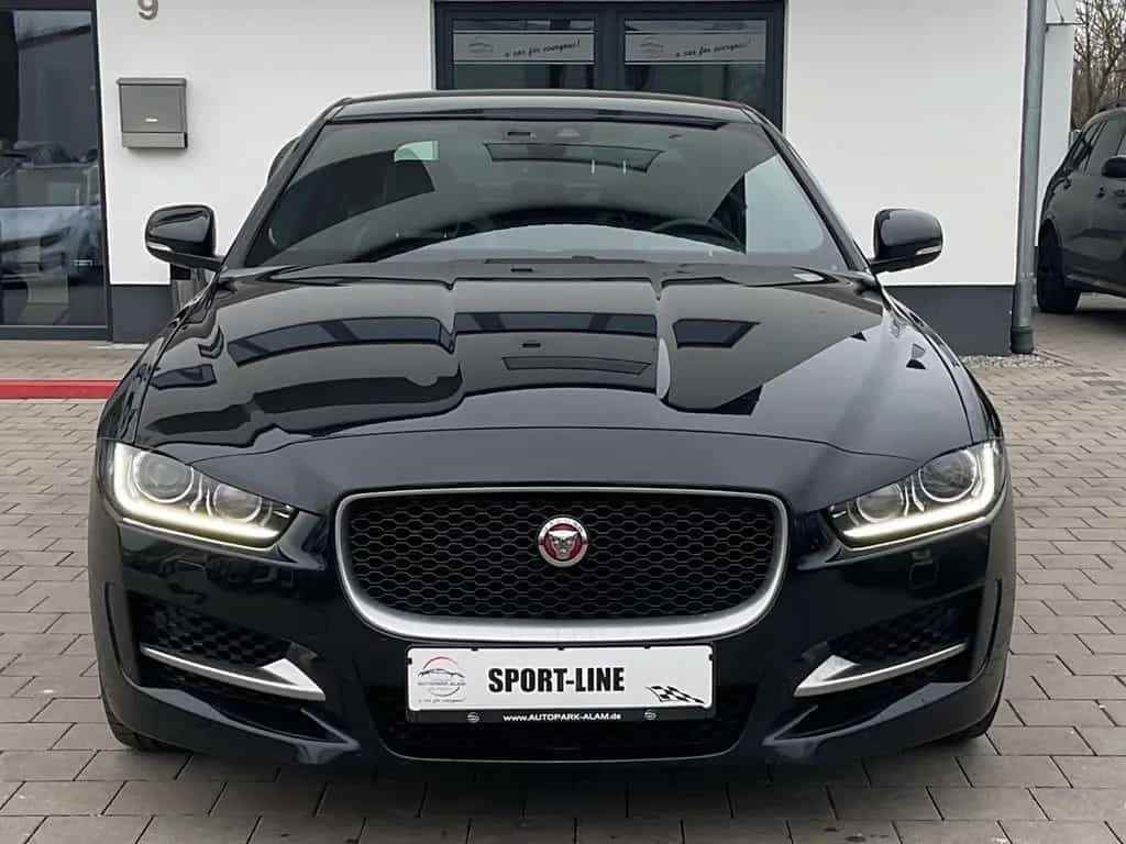 Jaguar XE R-Sport AWD Lane LED Navi RFK SHZ ViCo 08/2018-photo-7