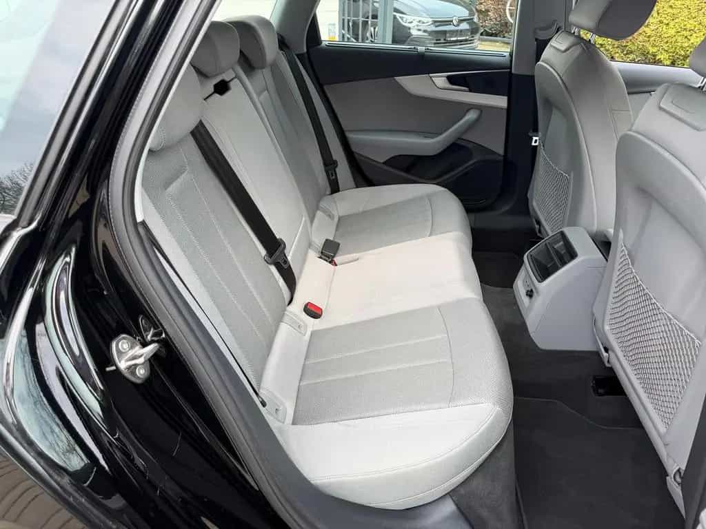 Audi A4 35 TDI *STANDHEIZUNG*AHK*NAVI*PDC*MATRIX* 10/2021-photo-12