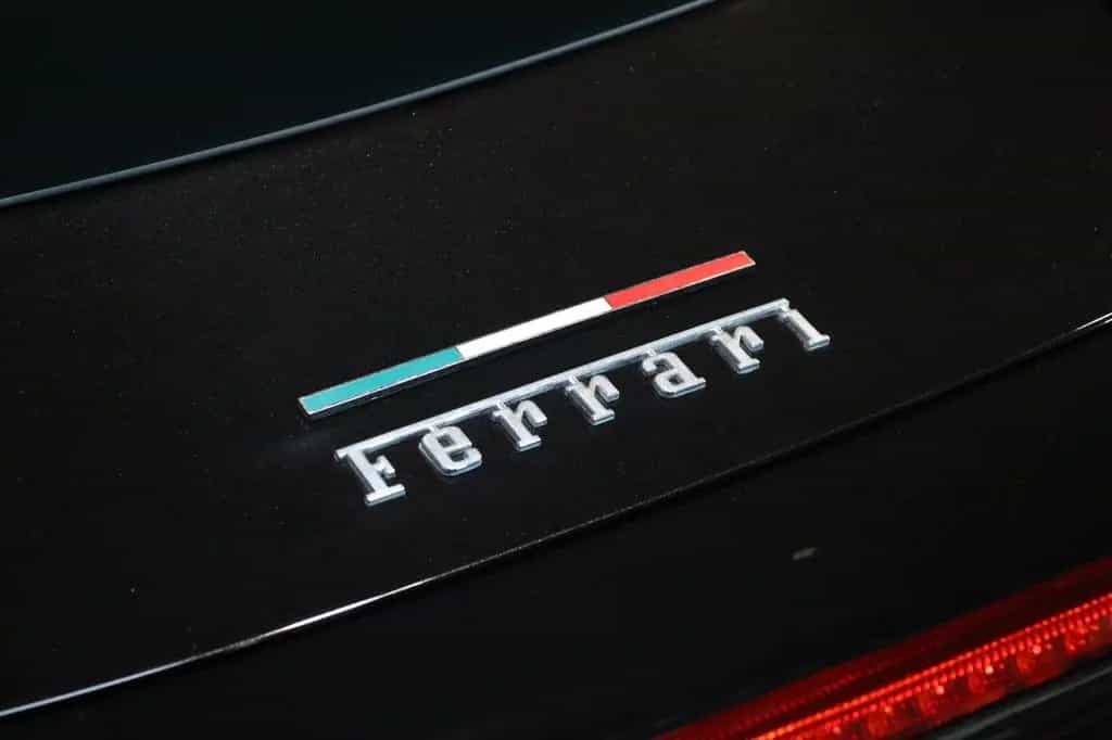 Ferrari 458 Italia - Carbon - JBL - Shields - LEDS 12/2011-photo-22