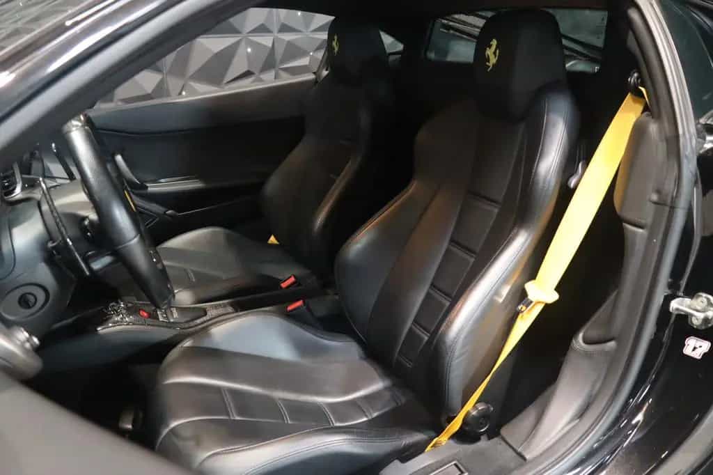 Ferrari 458 Italia - Carbon - JBL - Shields - LEDS 12/2011-photo-5