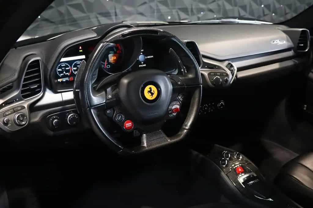 Ferrari 458 Italia - Carbon - JBL - Shields - LEDS 12/2011-photo-9